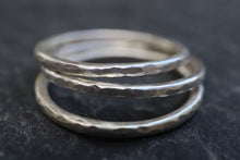 Charger l'image dans la galerie, Trois Bagues Argent Fine .: Reflets n°2