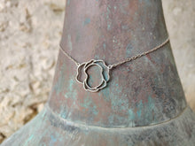 Charger l'image dans la galerie, Collier .: Fleur de métal n°1